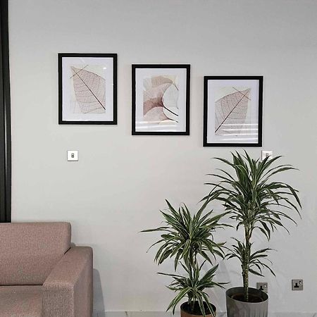 Polyxeni Hotel Apartments 레메소스 외부 사진