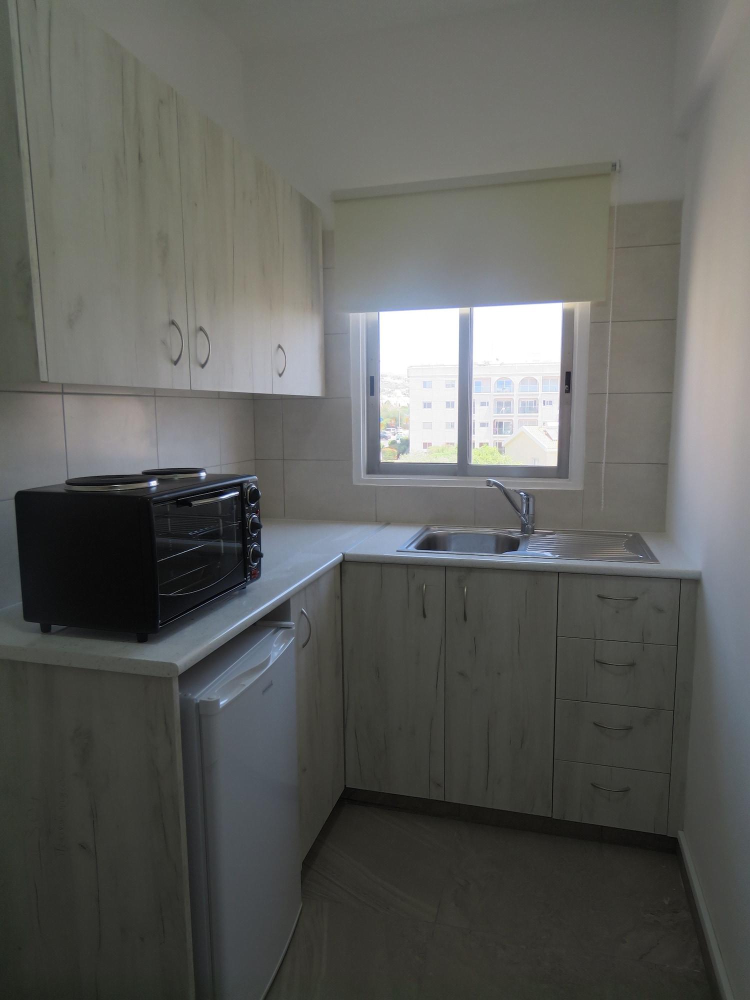Polyxeni Hotel Apartments 레메소스 외부 사진