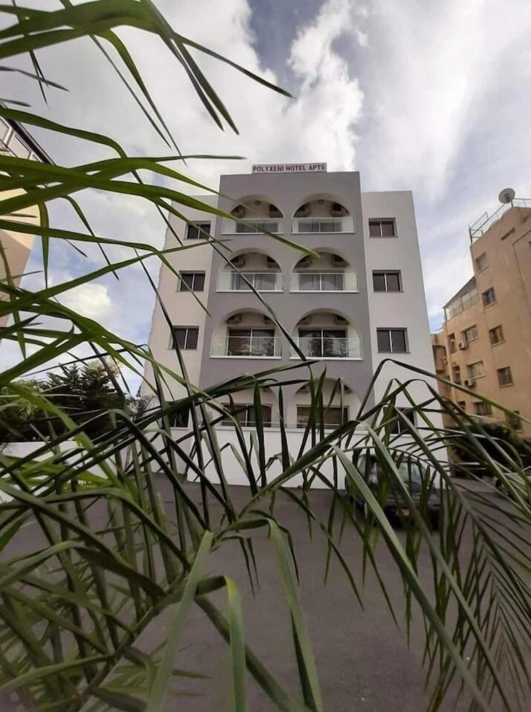 Polyxeni Hotel Apartments 레메소스 외부 사진