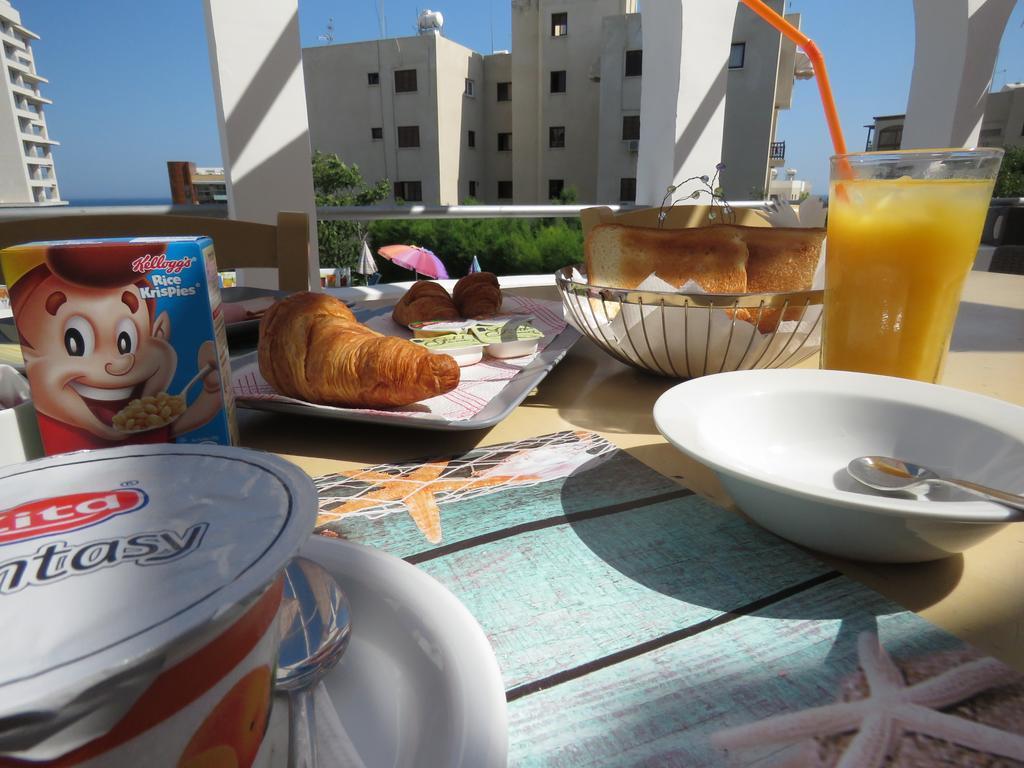 Polyxeni Hotel Apartments 레메소스 외부 사진